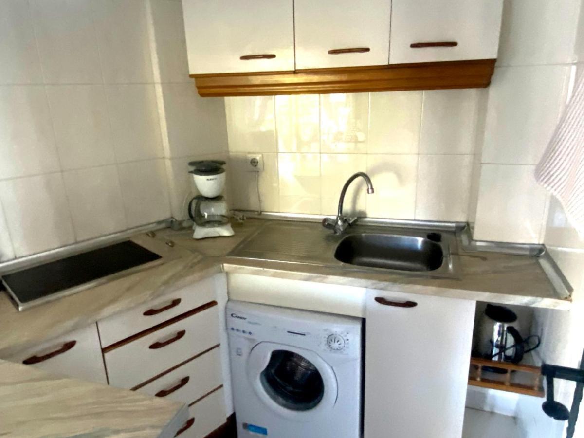 Estudio Con Vistas Al Mar En Marbella A 100 Metros De La Playa Apartment Екстериор снимка